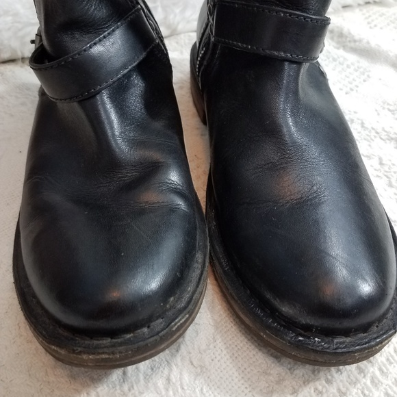 UGG boots size 8 - Picture 7 of 8